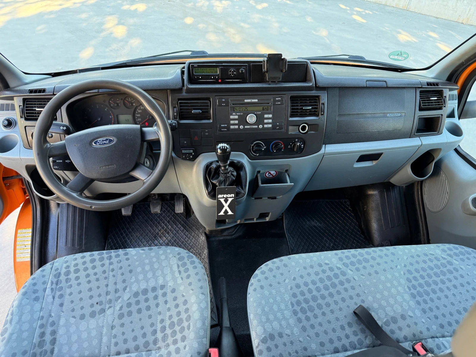 Ford Transit T460 2.4TDCI 140PS 3.5T 6+ 1 - изображение 9