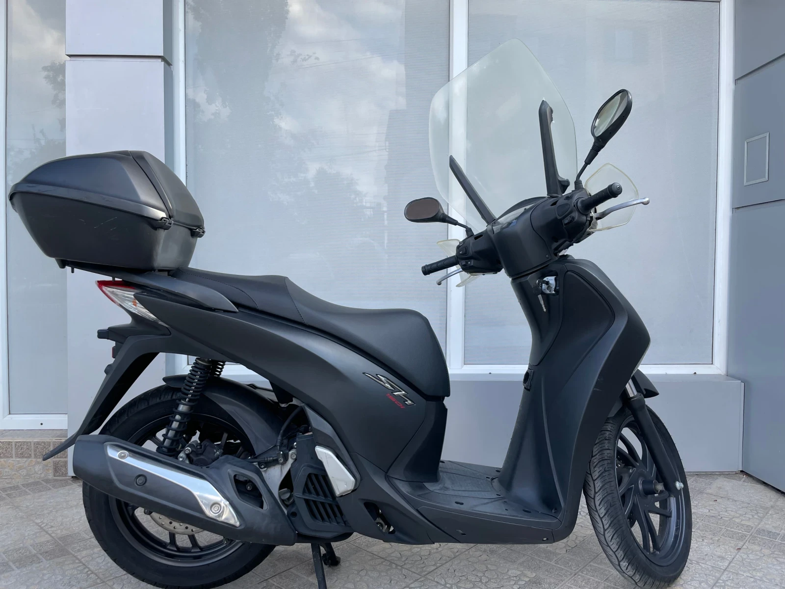 Honda Sh 150ie  Start-Stop ABS - изображение 2