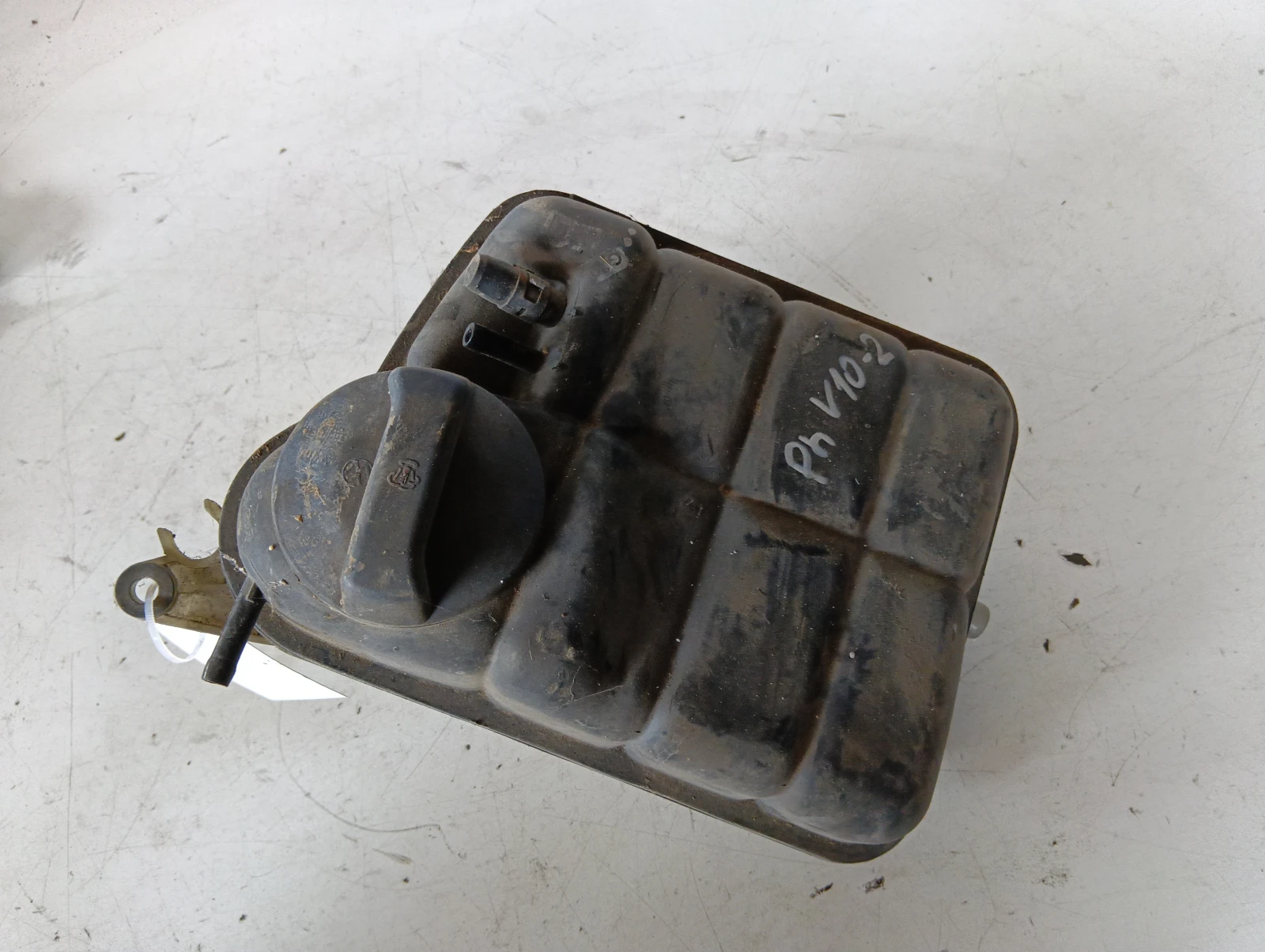 казанче антифриз 3D0121403C 3W0121403C 5.0TDI VW Phaeton