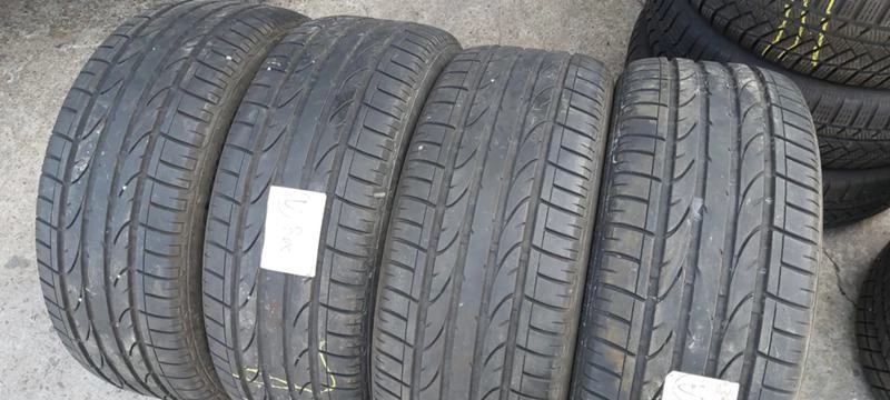 Гуми Летни 235/50R18, снимка 1 - Гуми и джанти - 30362276