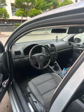 VW Golf 1.6 fsi 6 скорости  - 2200 € / 4302.83 лв. - 14070264 3