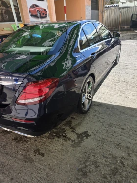 ����� �� �������� �� Mercedes-Benz E 220