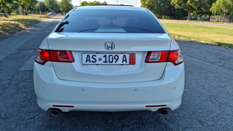 Honda Accord 2 4 EXCLUSIVE , снимка 6 - Автомобили и джипове - 47559204