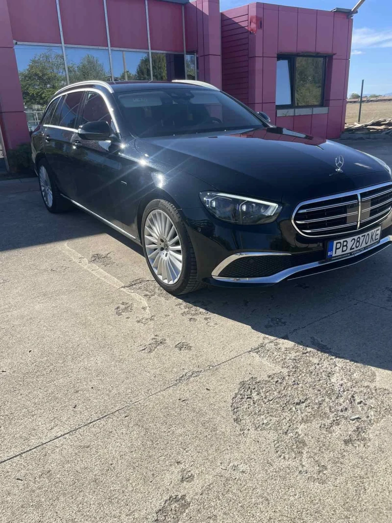 Mercedes-Benz E 300 Full , снимка 1 - Автомобили и джипове - 47579079