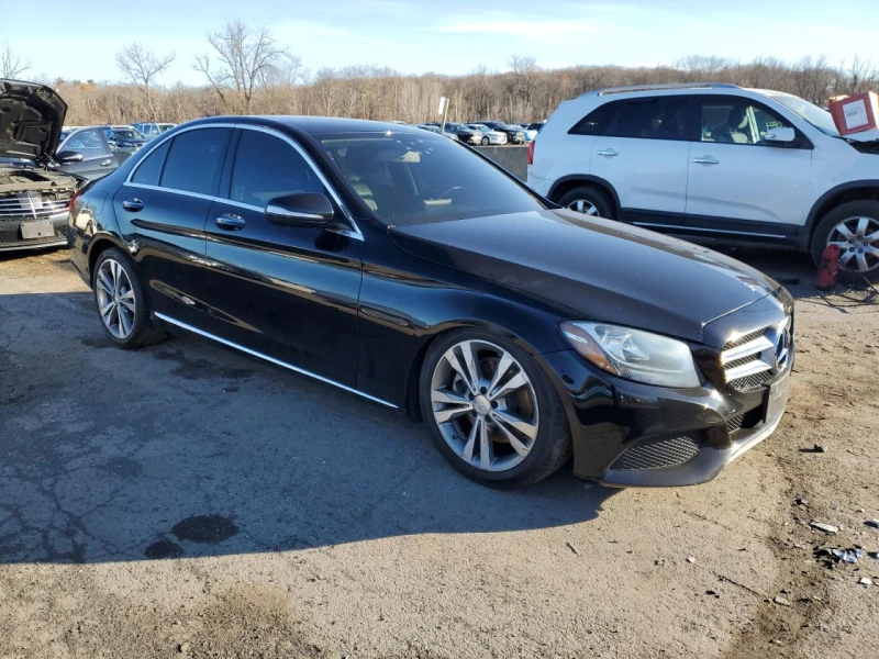 Mercedes-Benz C 300 Подгрев* Keyless* Камера, снимка 1 - Автомобили и джипове - 48311508