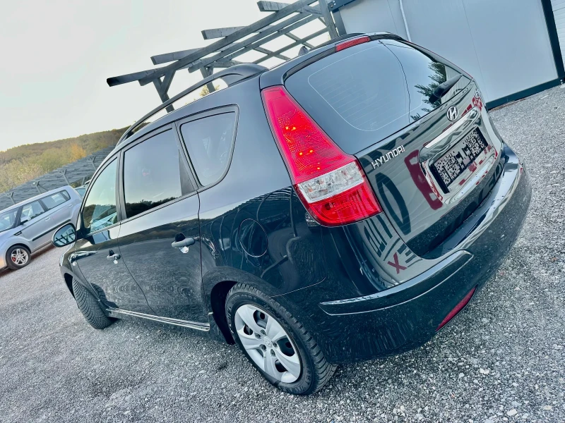 Hyundai I30 1.6CRDI* REALNI KM* , снимка 6 - Автомобили и джипове - 49864316