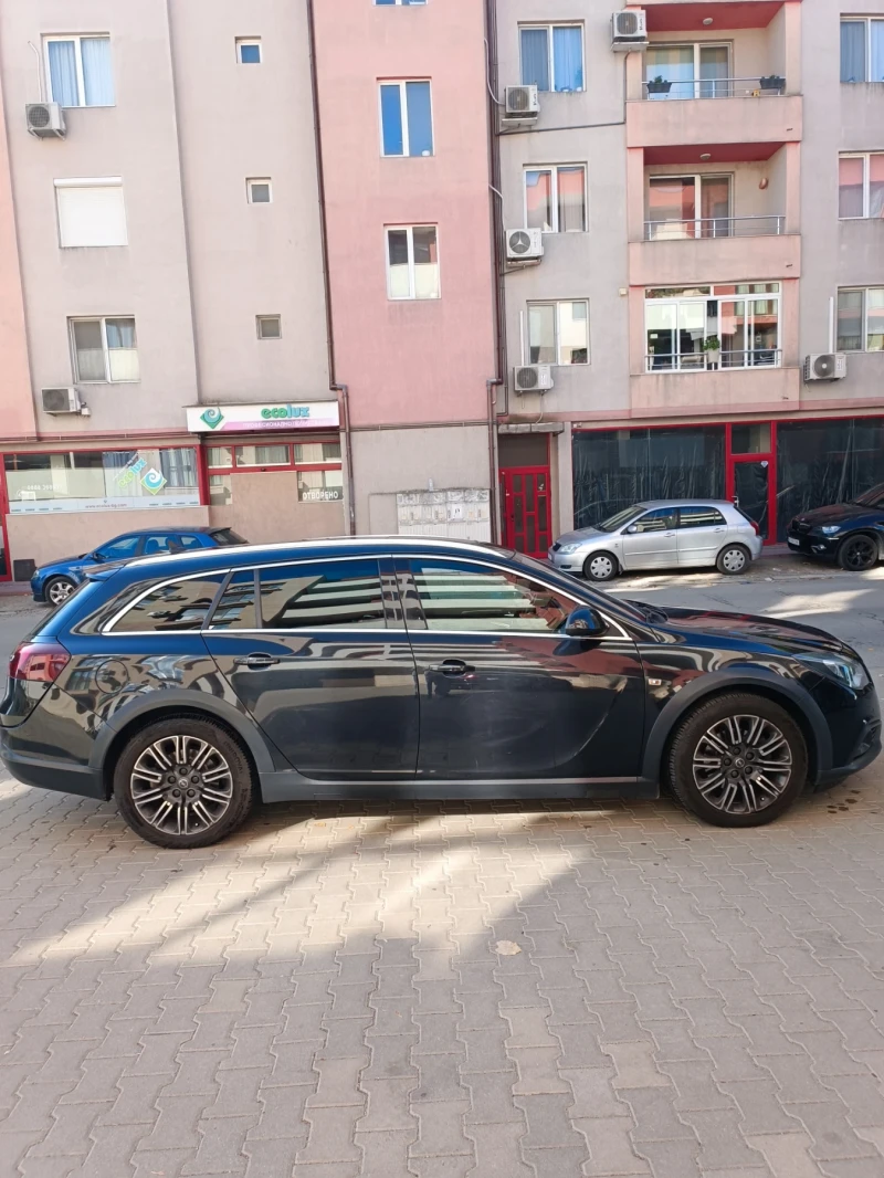 Opel Insignia, снимка 4 - Автомобили и джипове - 52403722