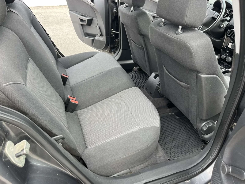 Opel Astra FACE 1.4I 90кс EURO 4 ECO FLEX АВТОПИЛОТ, снимка 9 - Автомобили и джипове - 51913223