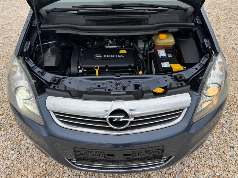 Opel Zafira 1.8i/COSMO/6+ 1M, снимка 9 - Автомобили и джипове - 52991730