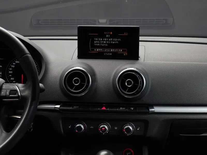 Audi A3 25 Tdi 8V, снимка 12 - Автомобили и джипове - 56112378