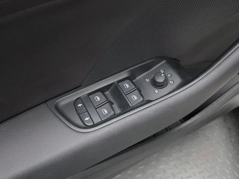 Audi A3 25 Tdi 8V, снимка 15 - Автомобили и джипове - 56112378