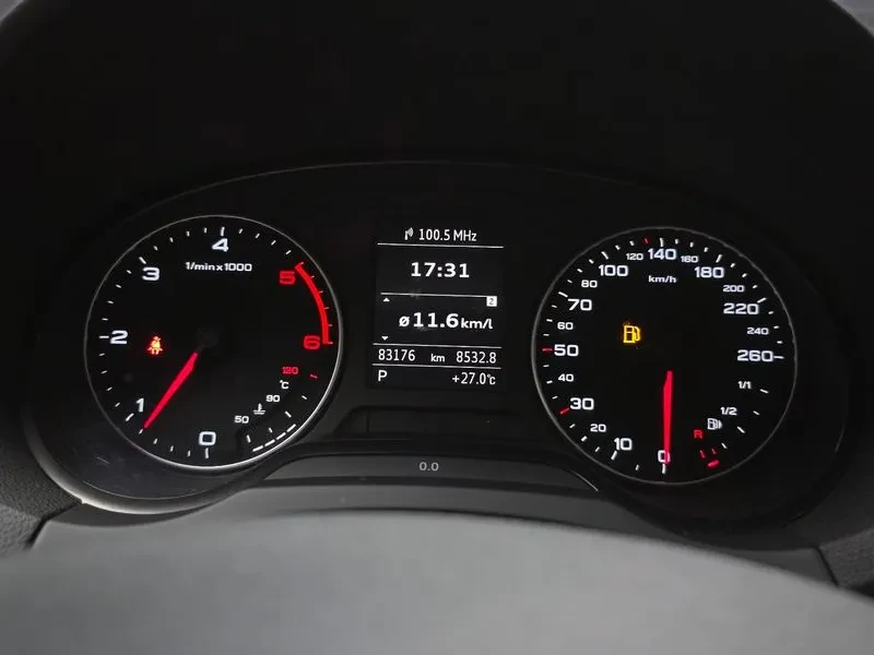 Audi A3 25 Tdi 8V, снимка 8 - Автомобили и джипове - 56112378