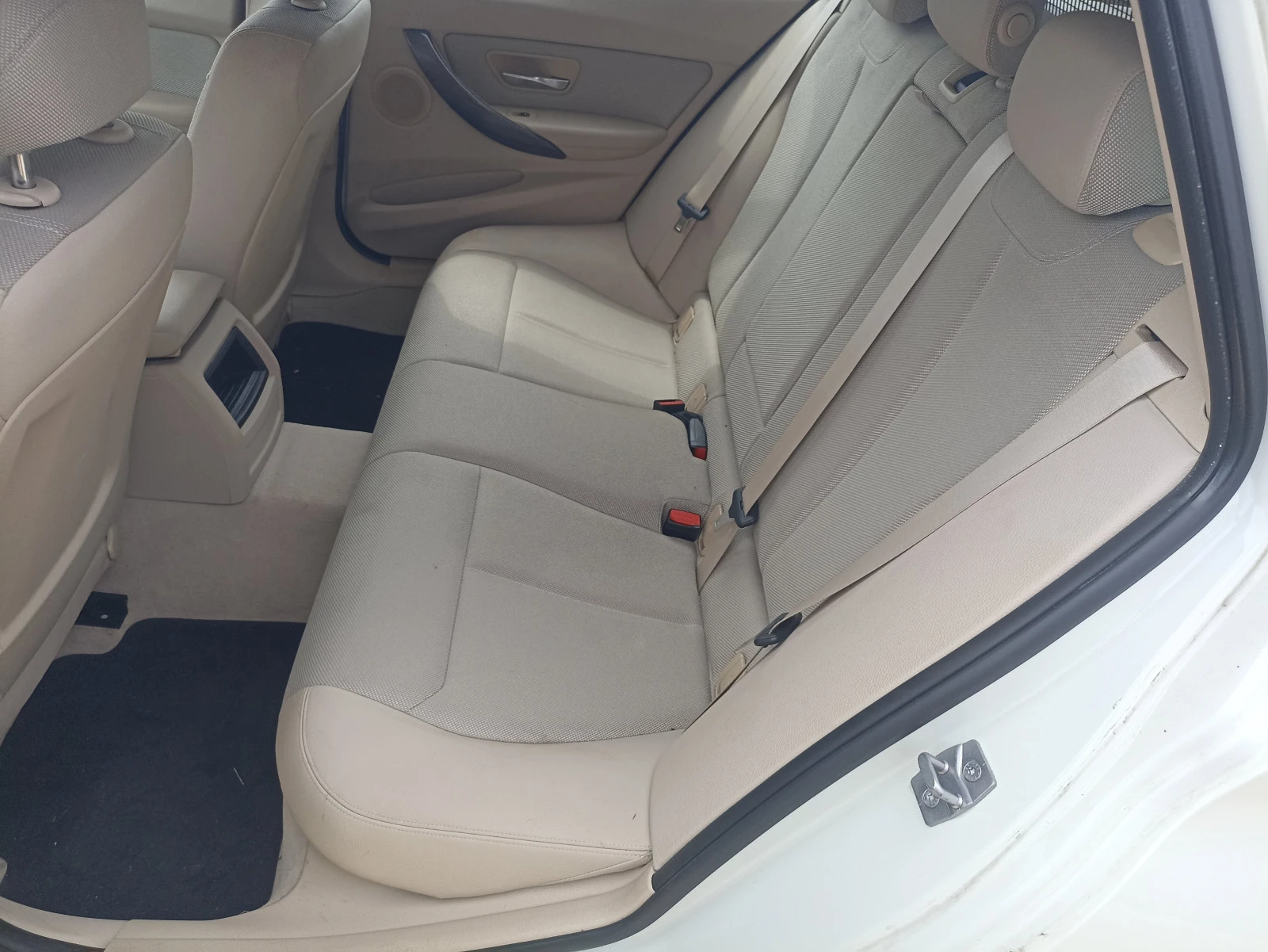 BMW 320 F30 / F31 | Mobile.bg   11