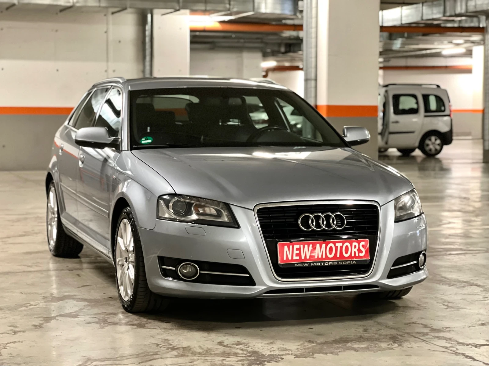 Audi A3 2.0TDI-S-Line-Automatic-лизинг през Уникредит  - изображение 3