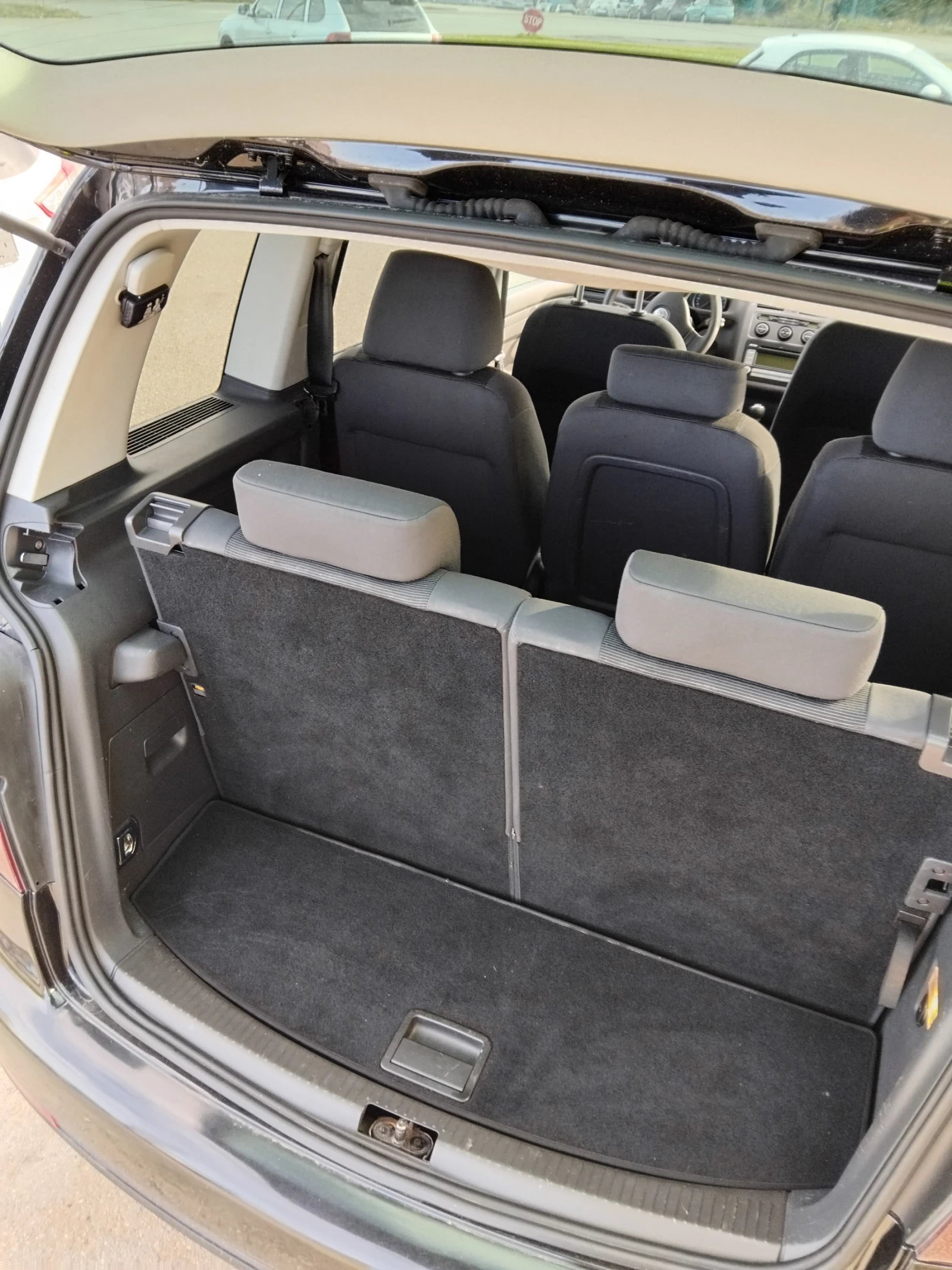 VW Touran 1.9Tdi  - изображение 10