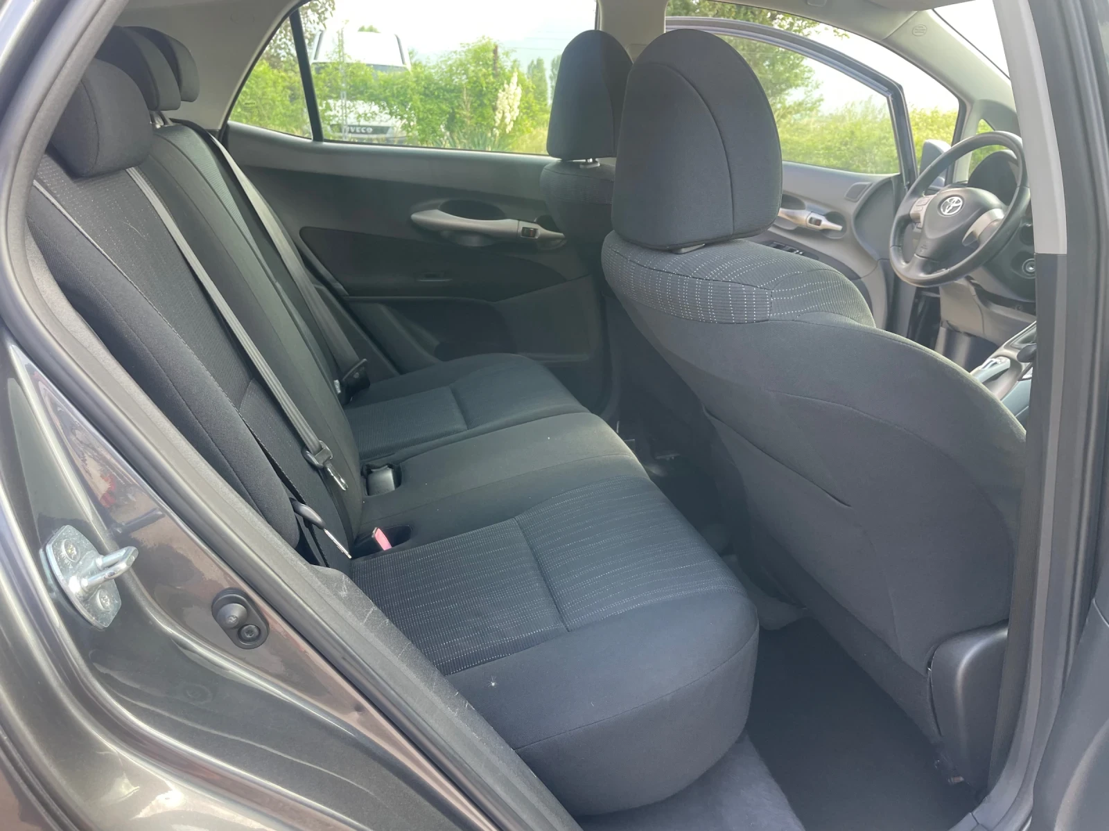 Toyota Auris 1.4-D4D-90-ITALIA | Mobile.bg — изображение 13