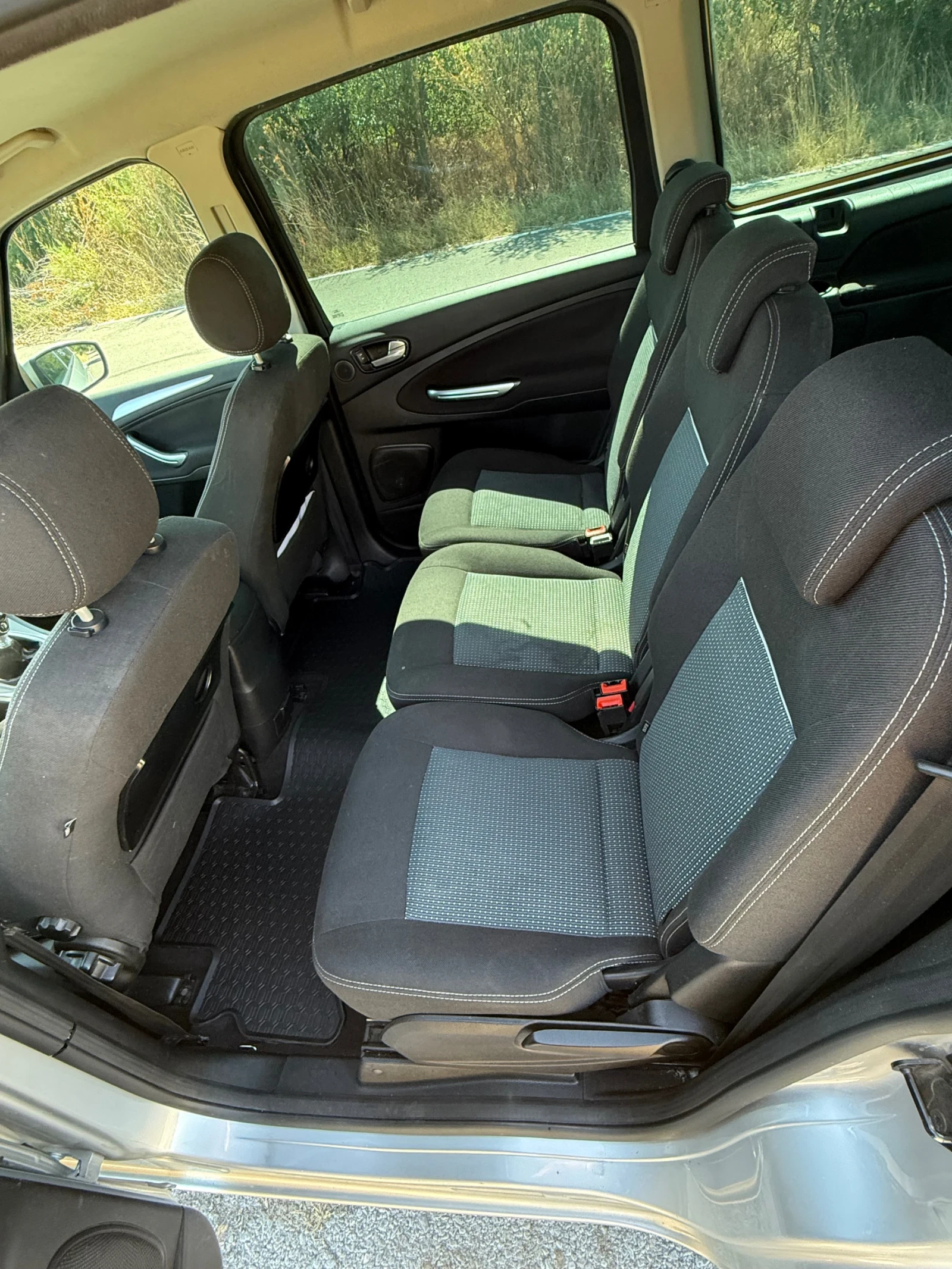 Ford Galaxy 2.0 TDCI - изображение 7