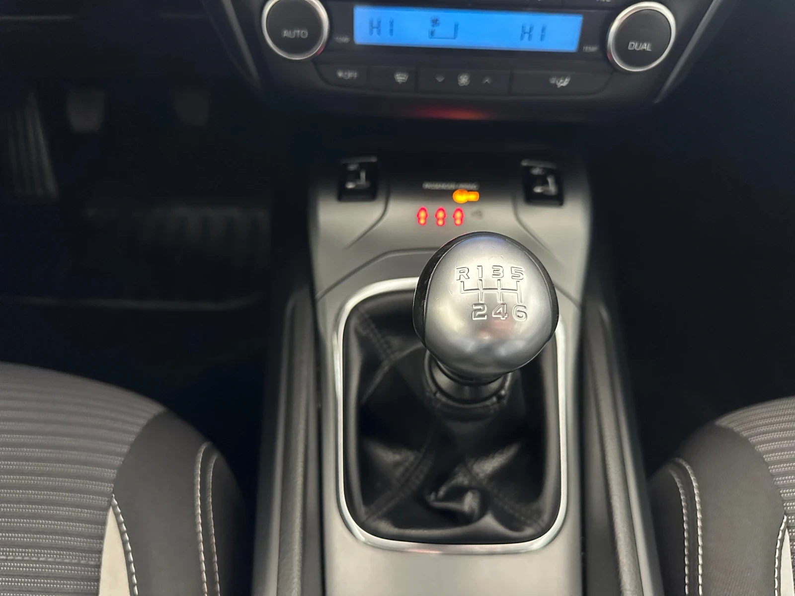 Toyota Avensis 1.8 Valvematic | Mobile.bg   12