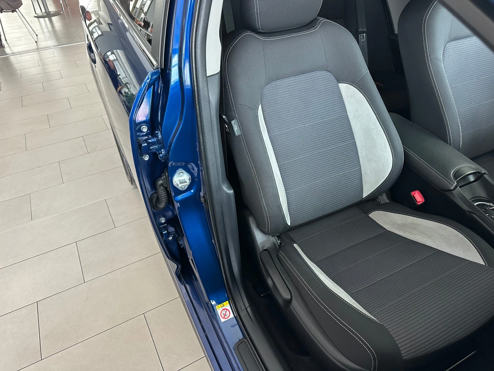 Toyota Avensis 1.8 Valvematic - изображение 7