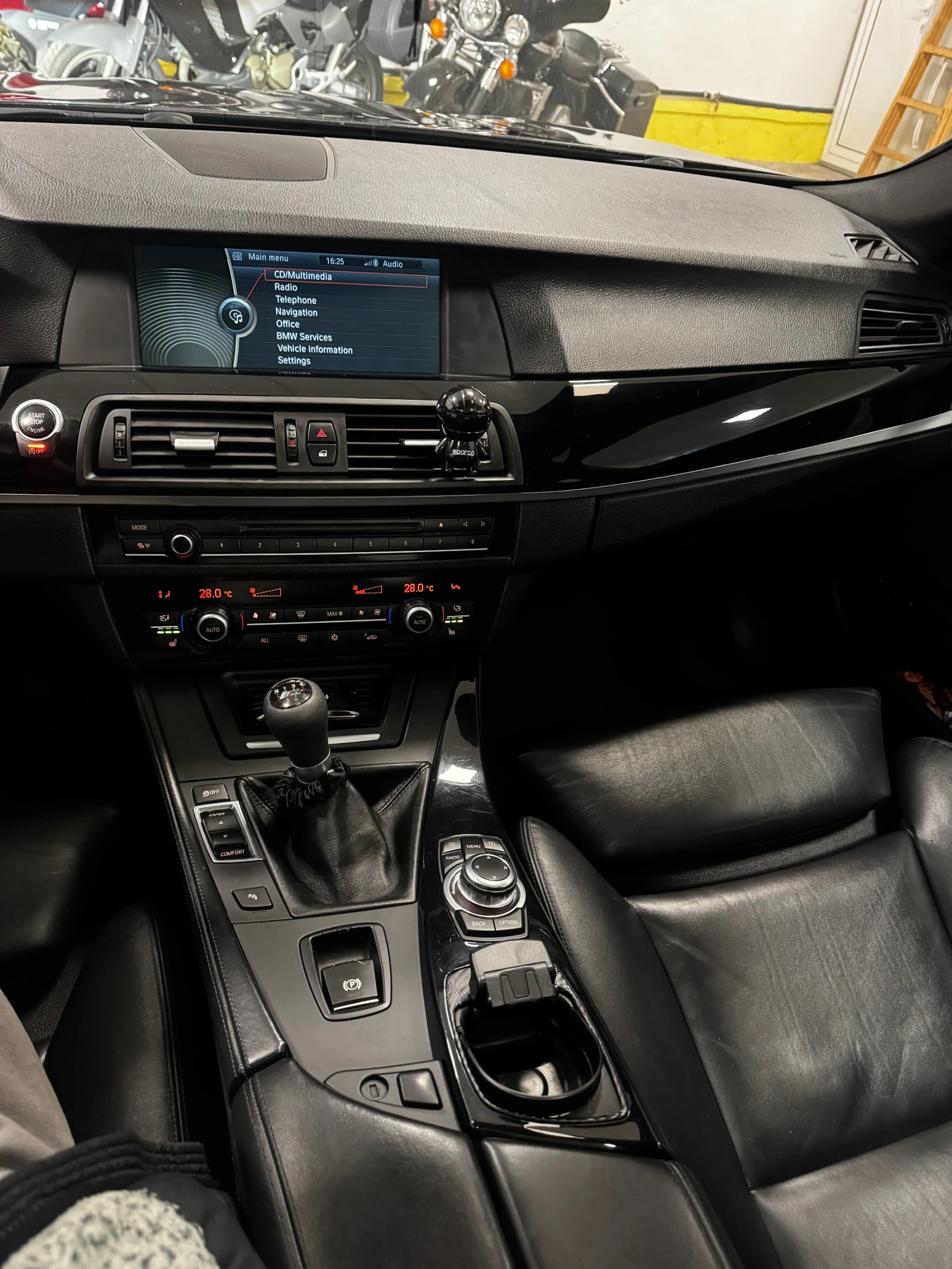 BMW 520 2.0 184к.с. - изображение 5