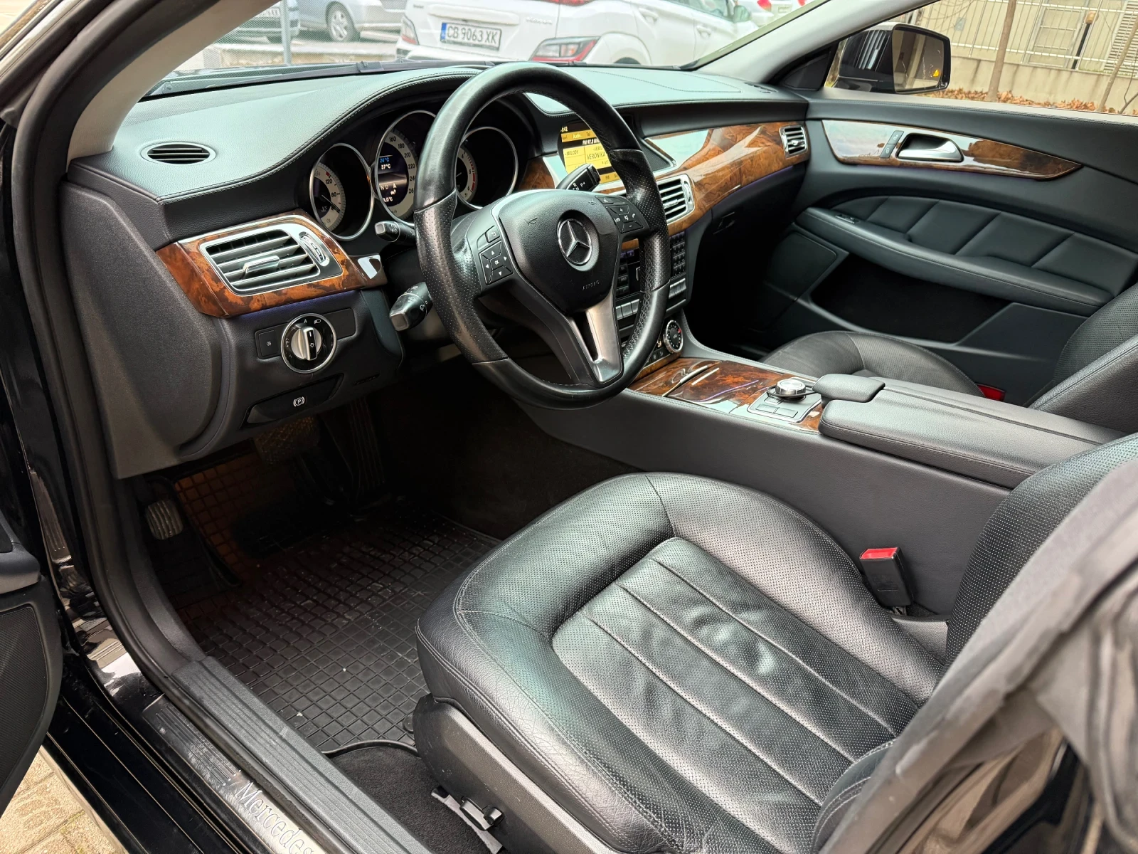 Mercedes-Benz CLS 350  - изображение 9