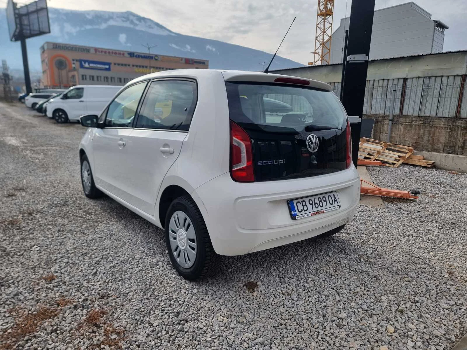 VW Up 1.0 ECOUP CNG КЛИМАТИК - изображение 2