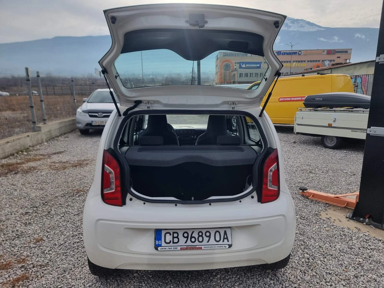 VW Up 1.0 ECOUP CNG КЛИМАТИК - изображение 7