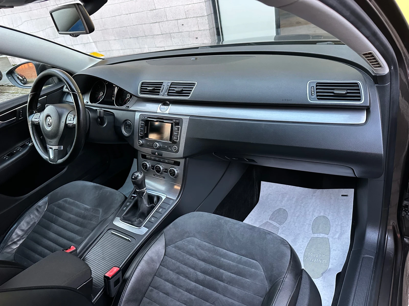 VW Passat 1.6TDI 105k.c. 133000km  | Mobile.bg � ����������� 12