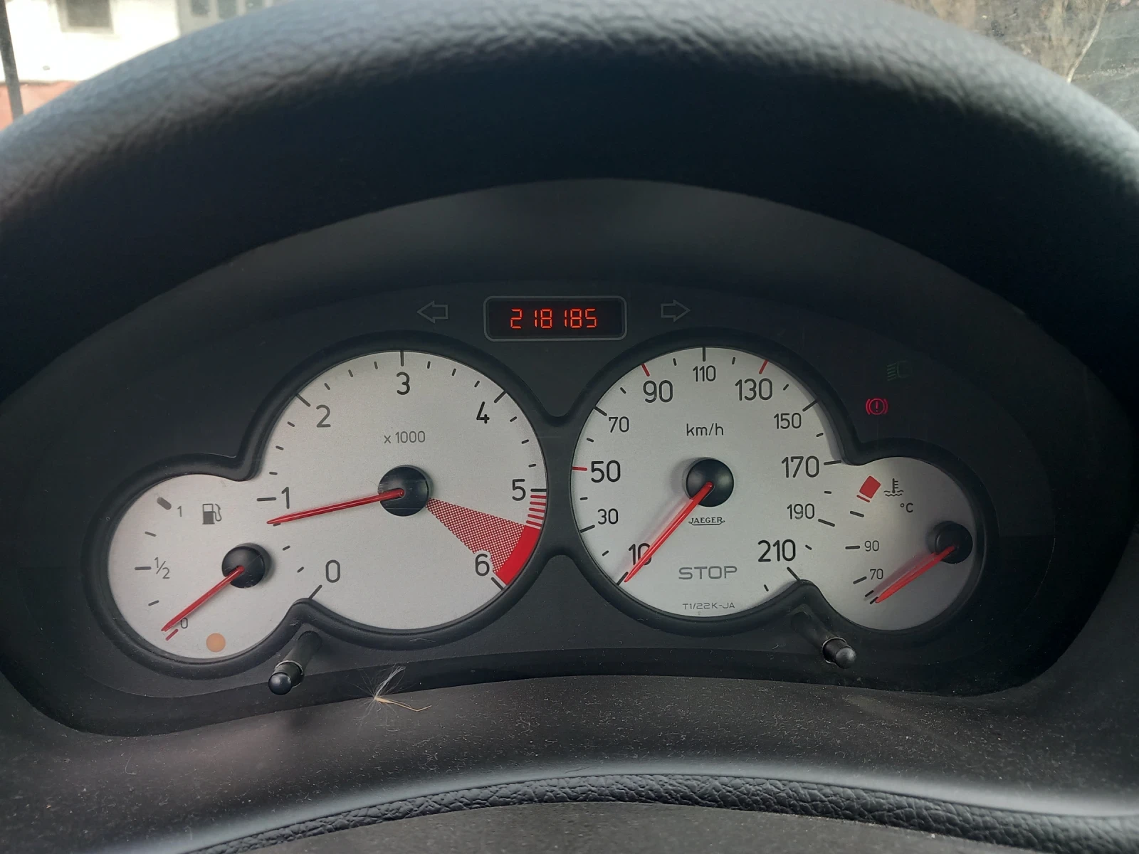 Peugeot 206 1.4 HDI , снимка 11 - Автомобили и джипове - 53738707