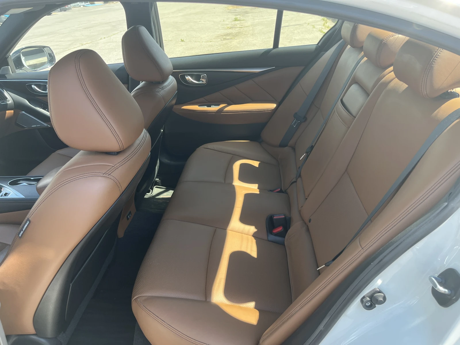 Infiniti Q50, снимка 10 - Автомобили и джипове - 54380547