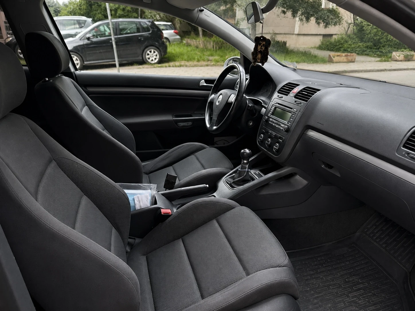 VW Golf 1.6 fsi 6 скорости , снимка 6 - Автомобили и джипове - 54670302