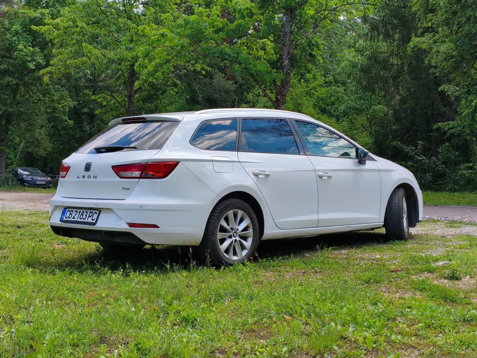 Seat Leon ST 1.5 TGI, снимка 6 - Автомобили и джипове - 54701227