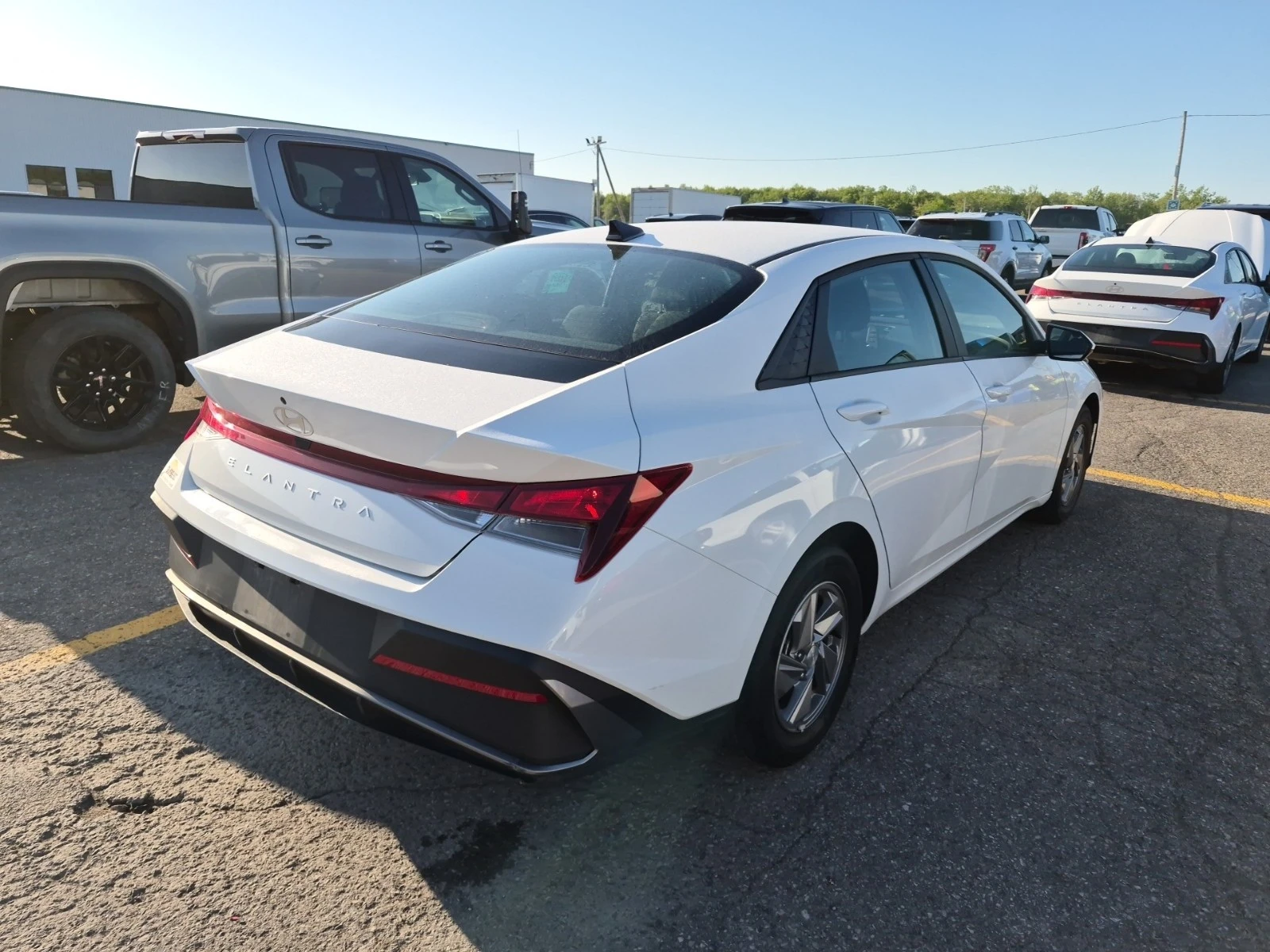 Hyundai Elantra 2L 4cyl Front Wheel Drive | Mobile.bg � ����������� 3