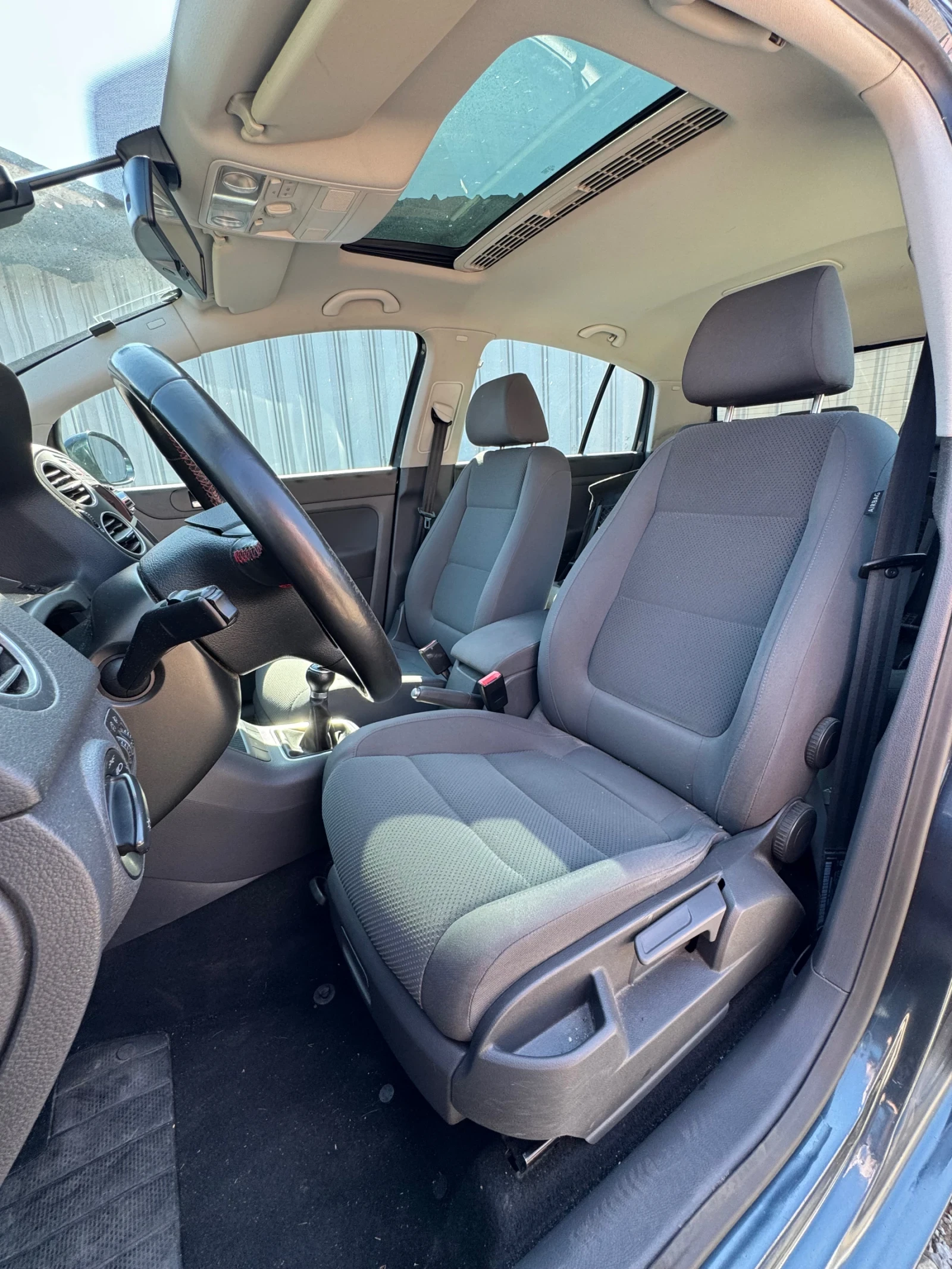 VW Golf Plus 1.4 Tsi , снимка 7 - Автомобили и джипове - 54831372
