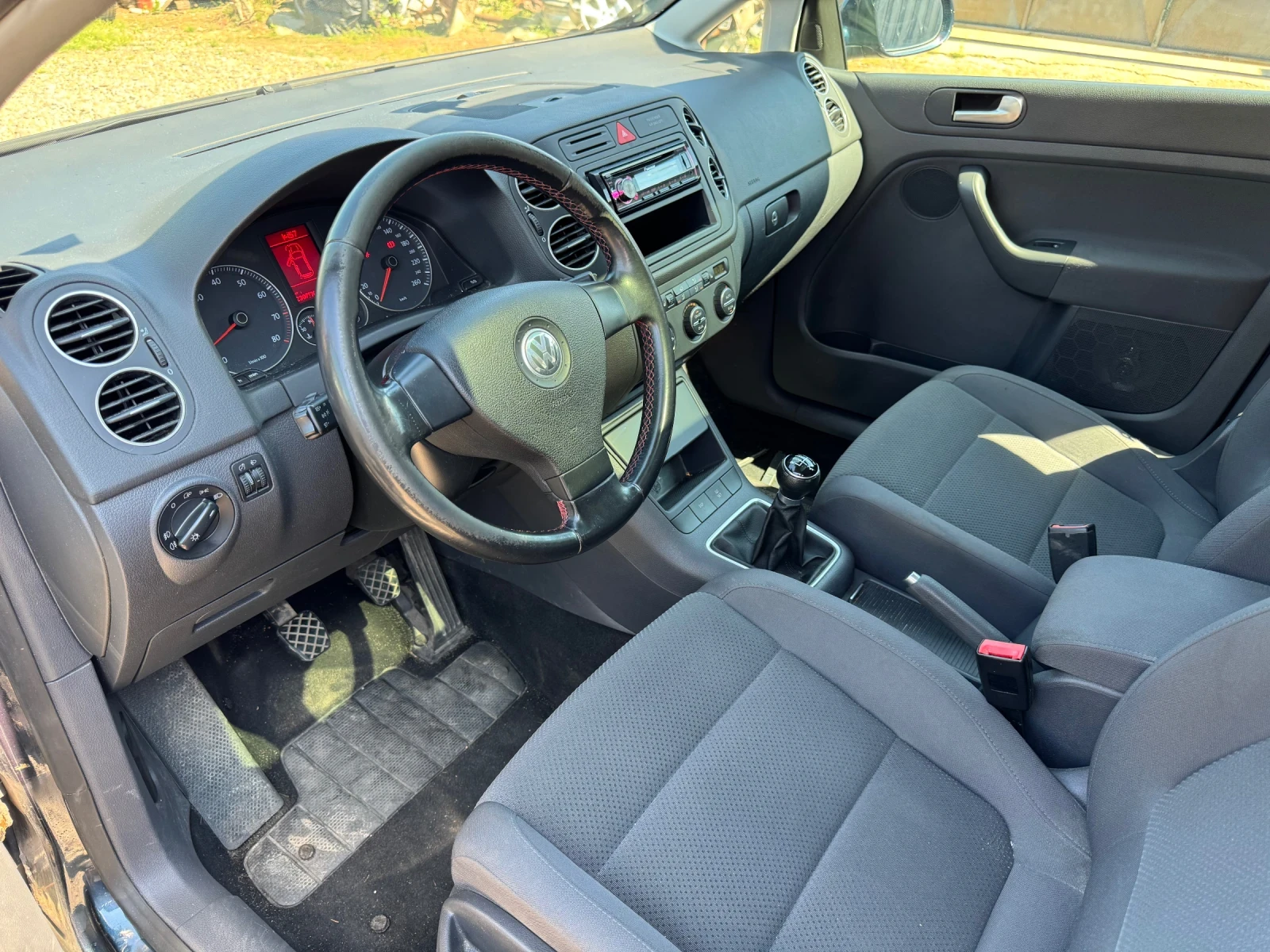 VW Golf Plus 1.4 Tsi , снимка 8 - Автомобили и джипове - 54831372