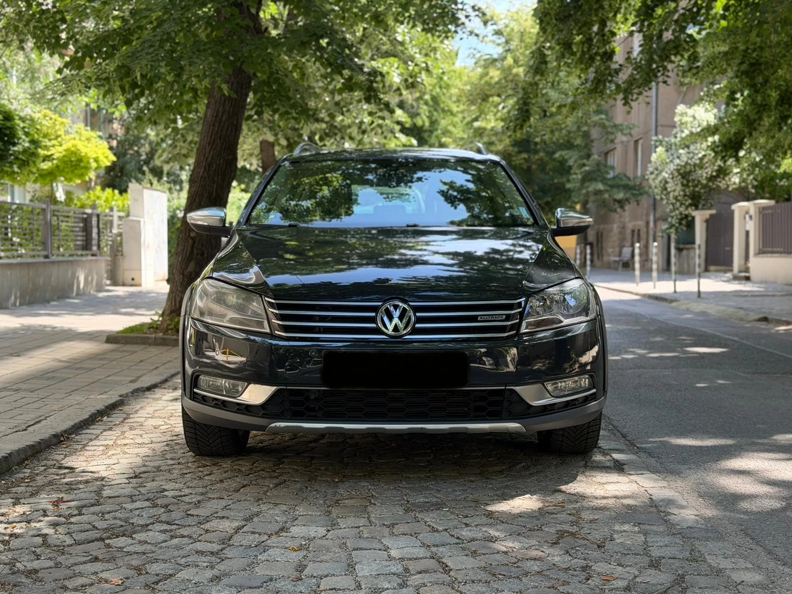 VW Passat 2.0TDI 4MOTION ALLTRACK, снимка 2 - Автомобили и джипове - 54924275