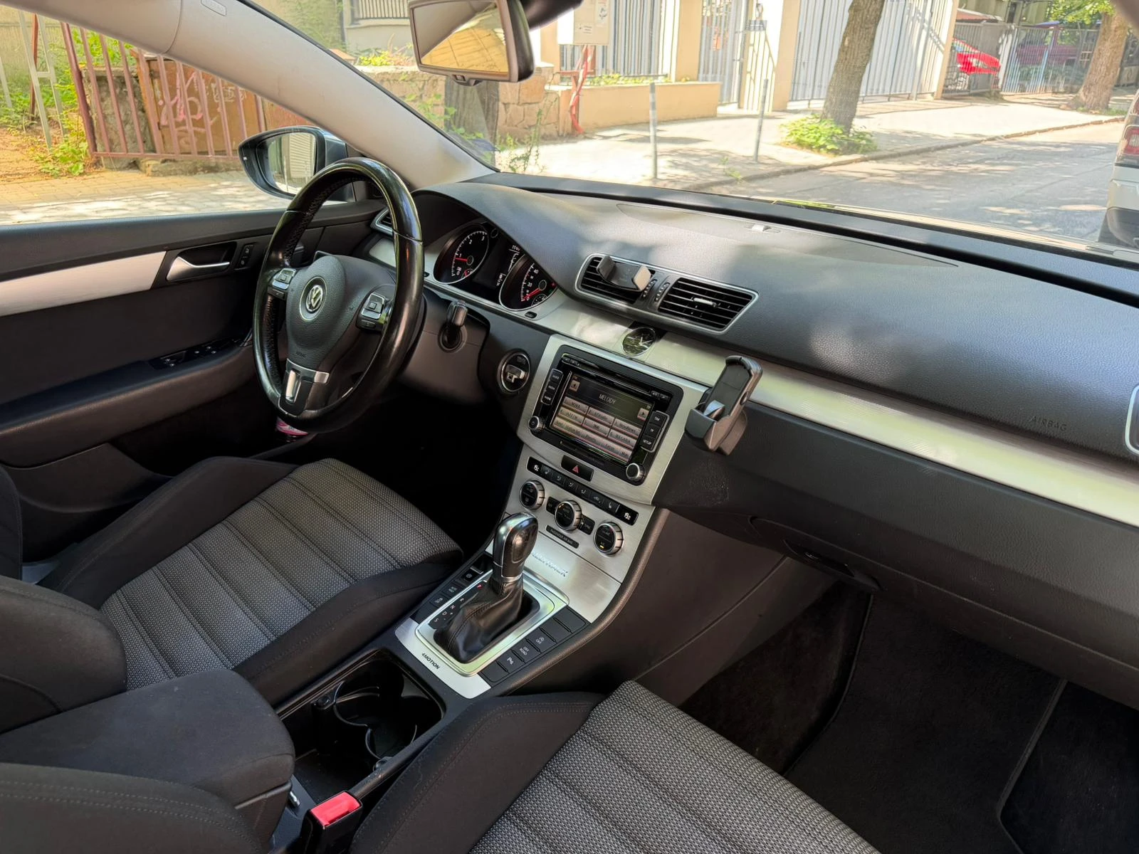 VW Passat 2.0TDI 4MOTION ALLTRACK, снимка 11 - Автомобили и джипове - 54924275