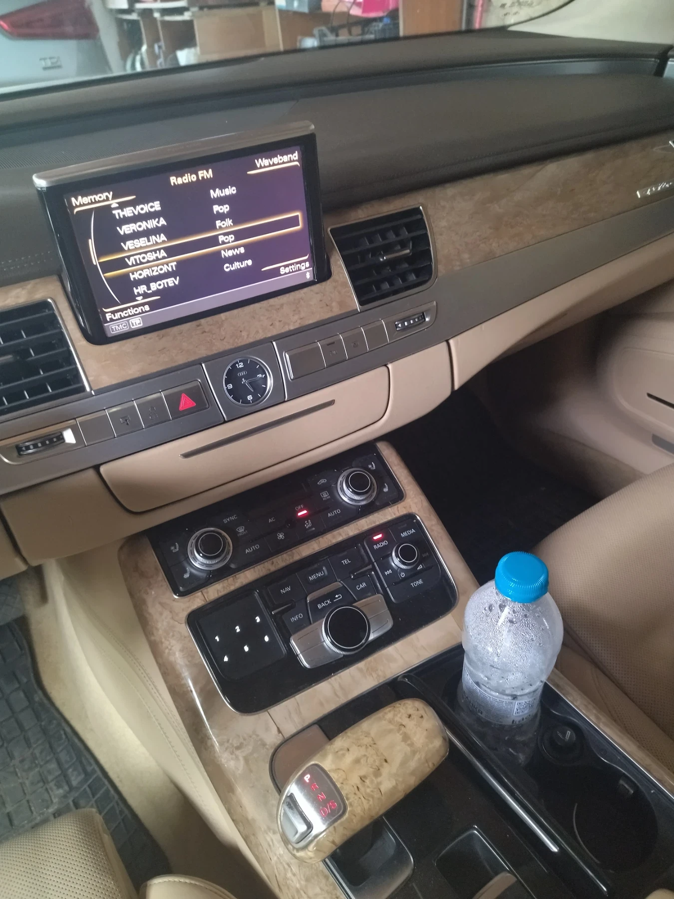 Audi A8, снимка 6 - Автомобили и джипове - 55084701