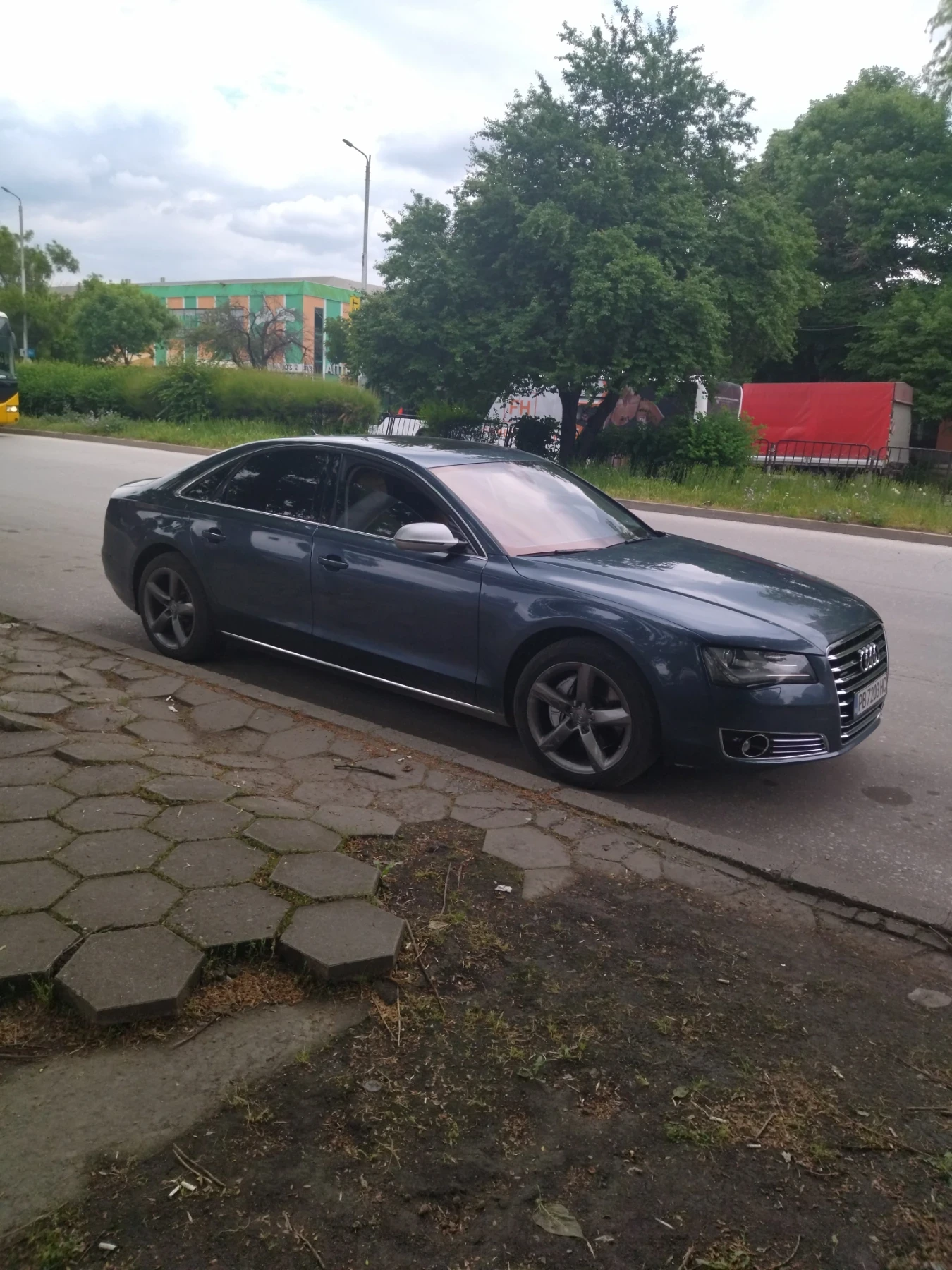 Audi A8, снимка 4 - Автомобили и джипове - 55084701