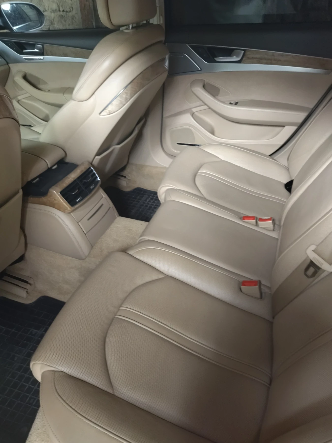 Audi A8, снимка 5 - Автомобили и джипове - 55084701
