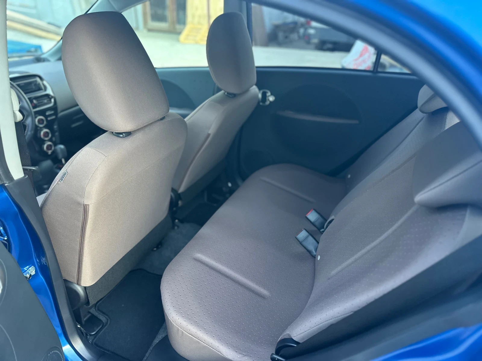Citroen C - Zero, снимка 9 - Автомобили и джипове - 55126059