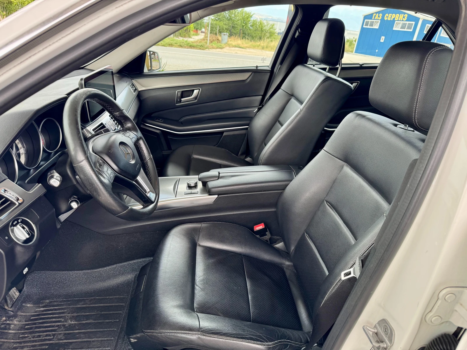 Mercedes-Benz E 220 CDI 9G Facelift, снимка 9 - Автомобили и джипове - 55137188
