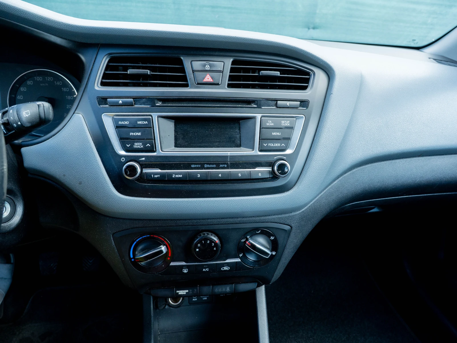 Hyundai I20 | Mobile.bg � ����������� 12