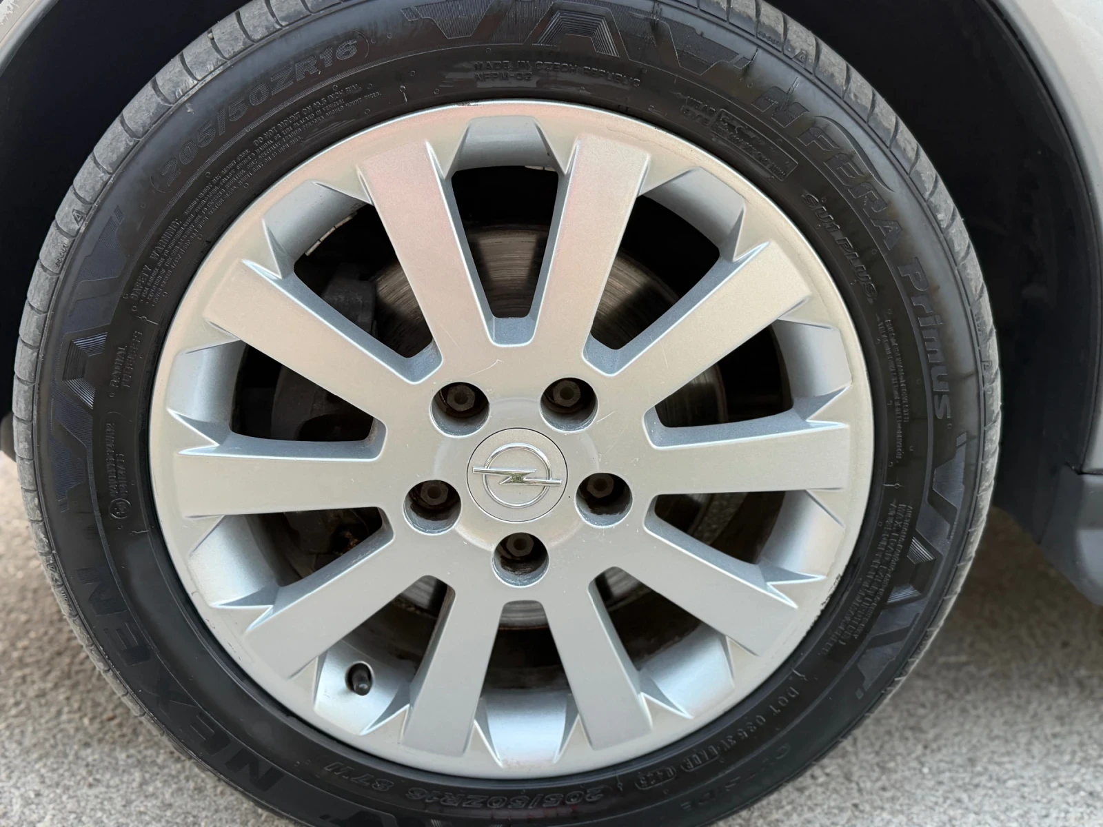 Opel Astra 2.0* DTL* , снимка 15 - Автомобили и джипове - 55679529