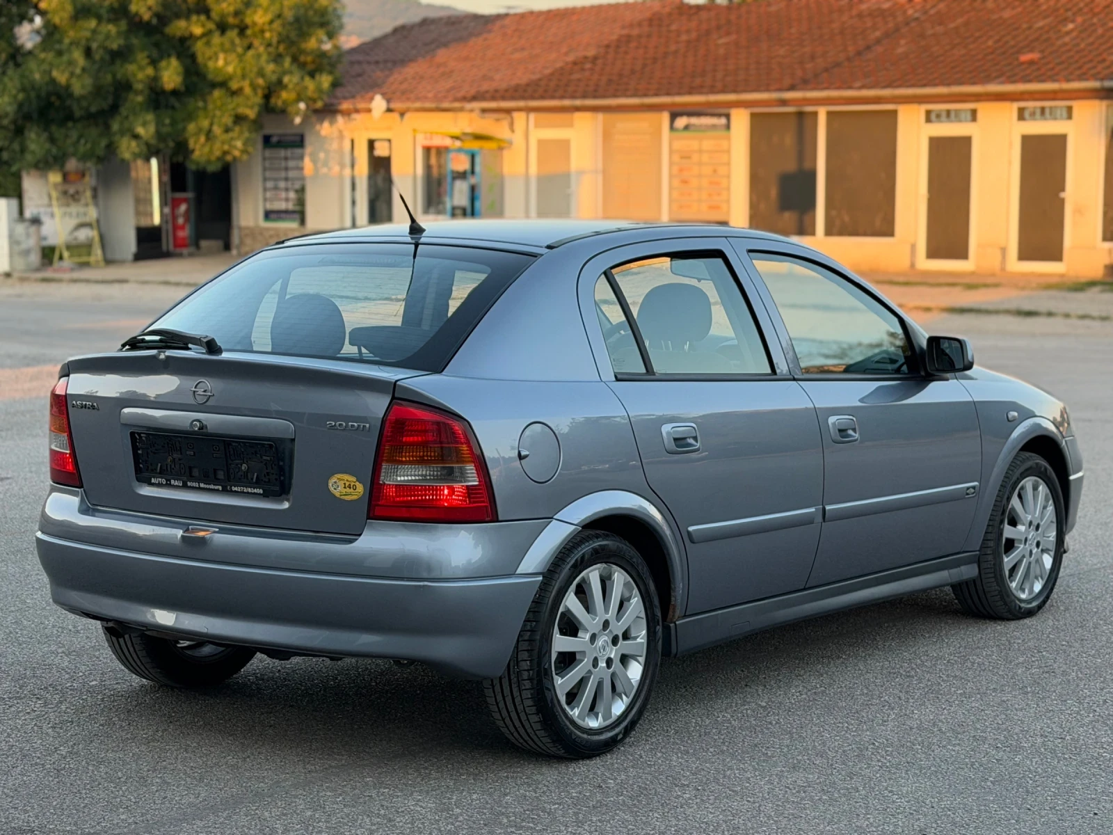 Opel Astra 2.0* DTL* , снимка 6 - Автомобили и джипове - 55679529