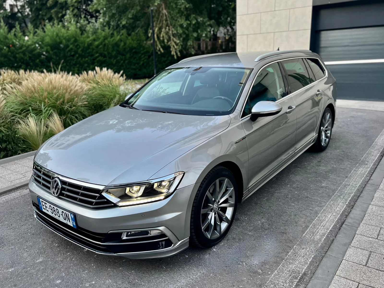 VW Passat 2.0 BiTDI 240к.с. 4MOTION HIGLINE