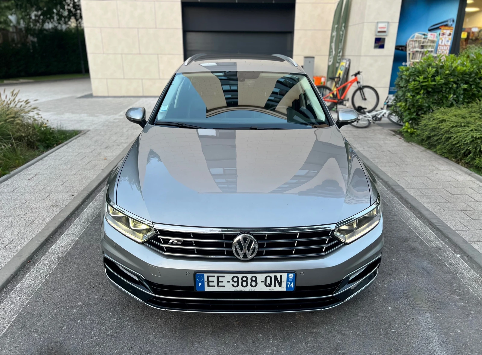 VW Passat 2.0 BiTDI 240к.с. 4MOTION HIGLINE, снимка 2 - Автомобили и джипове - 55900980