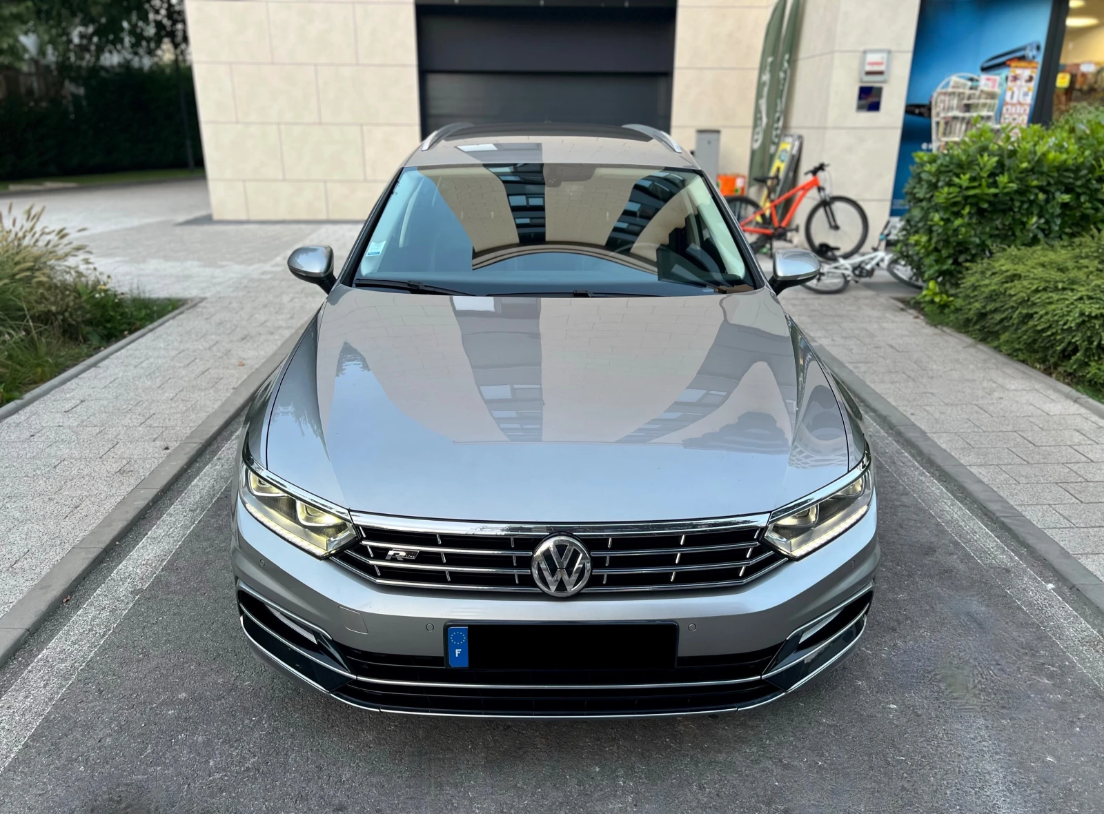 VW Passat 2.0 BiTDI 240�.�. R-LINE 4MOTION  | Mobile.bg � ����������� 2
