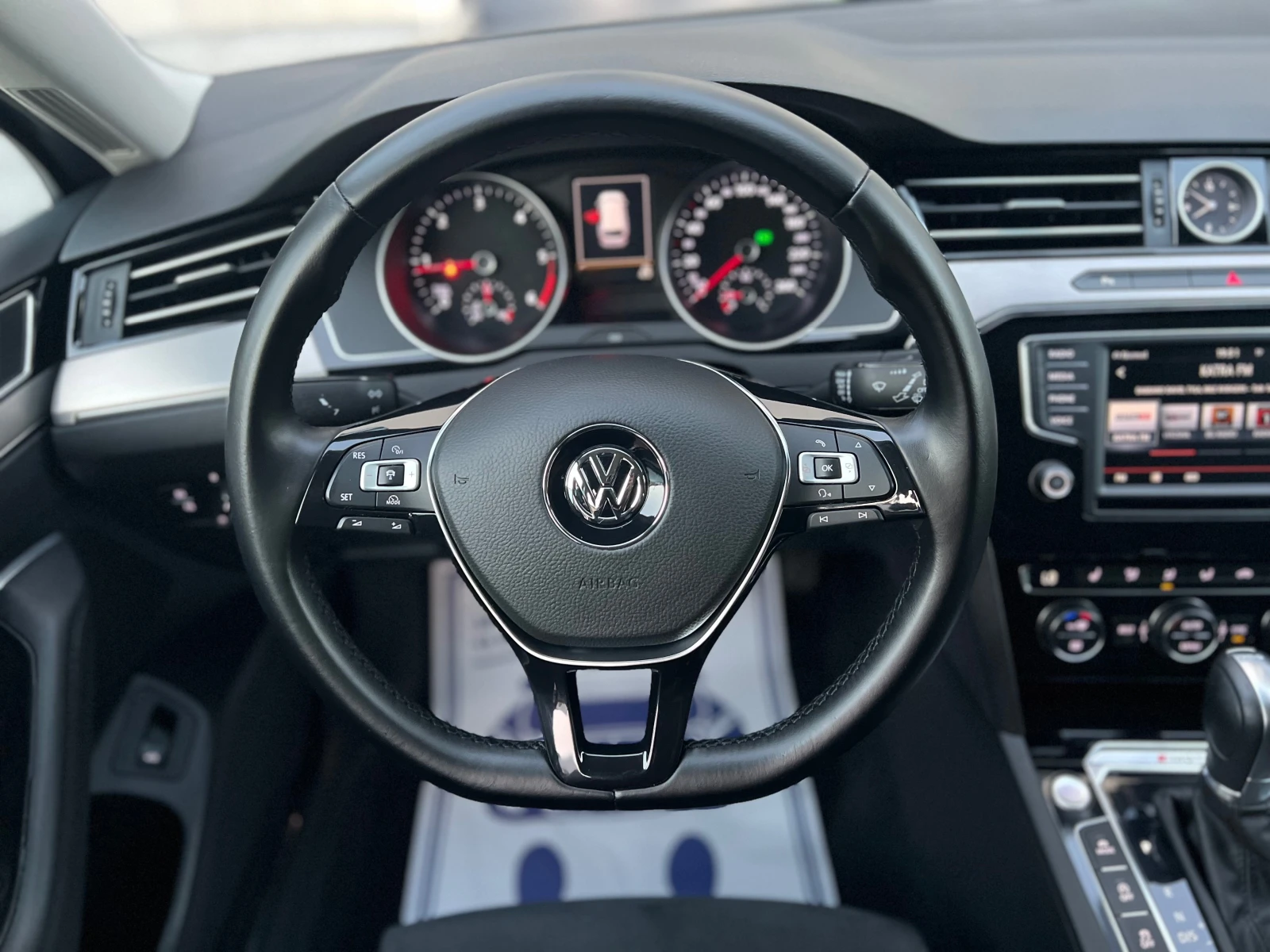 VW Passat 2.0 BiTDI 240к.с. 4MOTION HIGLINE, снимка 11 - Автомобили и джипове - 55900980