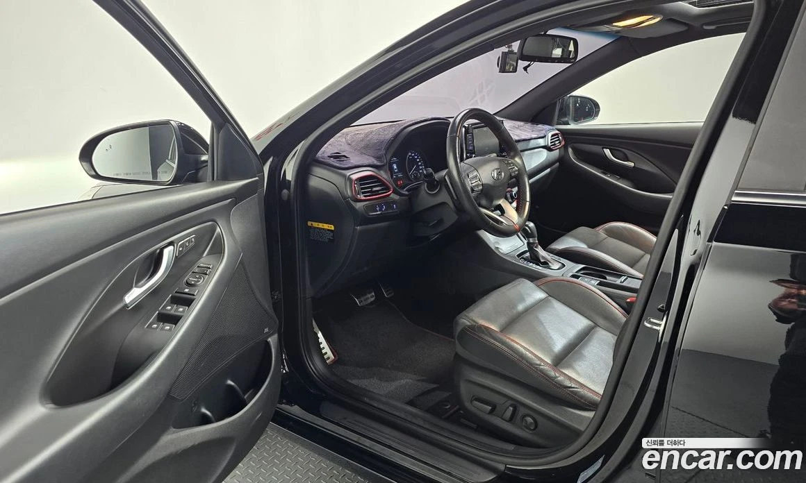 Hyundai I30 1.6 Turbo Sport Premium, снимка 13 - Автомобили и джипове - 55965247